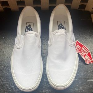 New in box Women white slip on Vans size 6.5